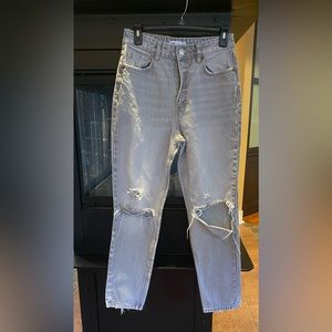 ZARA Jeans Women size 4 Classic Mom Fit High Rise Distressed Jeans Gray Wash EUC